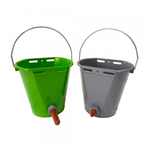 Calf nipple bucket