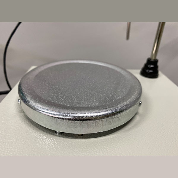 Thermostatic magnetic stirrer