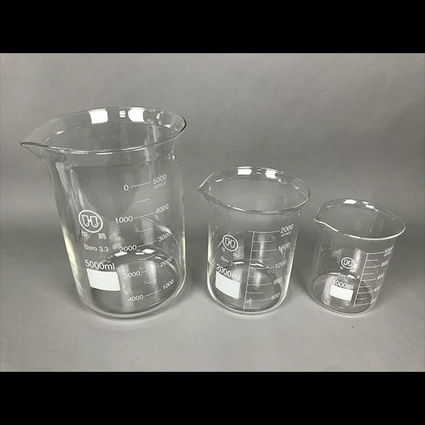 Glass beaker